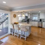 The Newport Lofts - 617 Thames Street