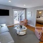 The Newport Lofts - 617 Thames Street