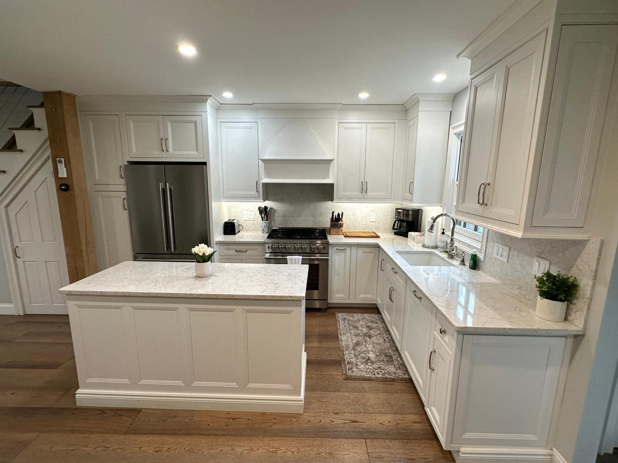 Beautifully Renovated 2 Bed 2 Bath Private Newport