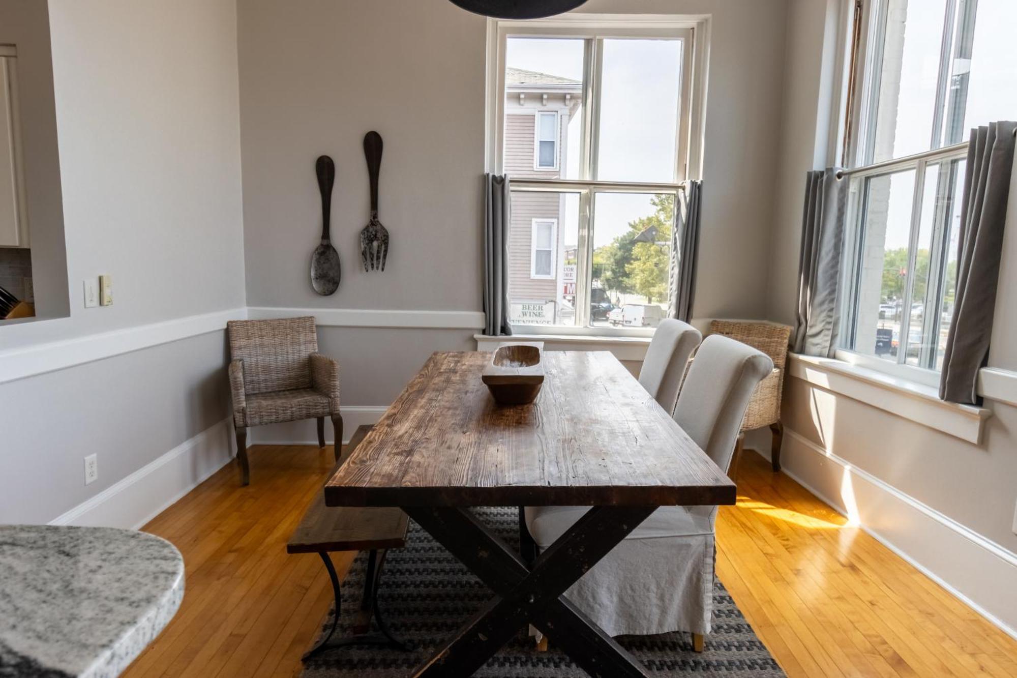 The Lofts - 194 Thames Street * Newport