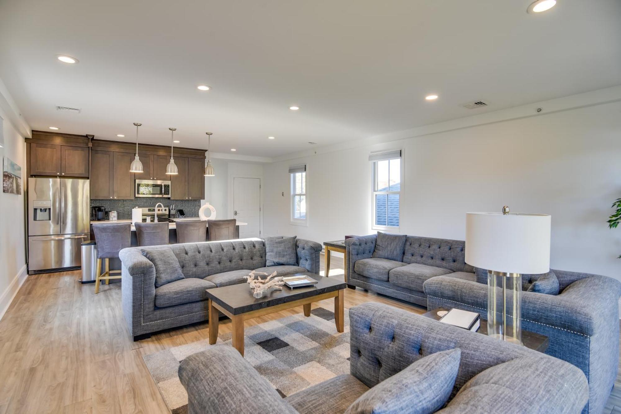 Apartment Walk To Bowens Wharf In Dtwn