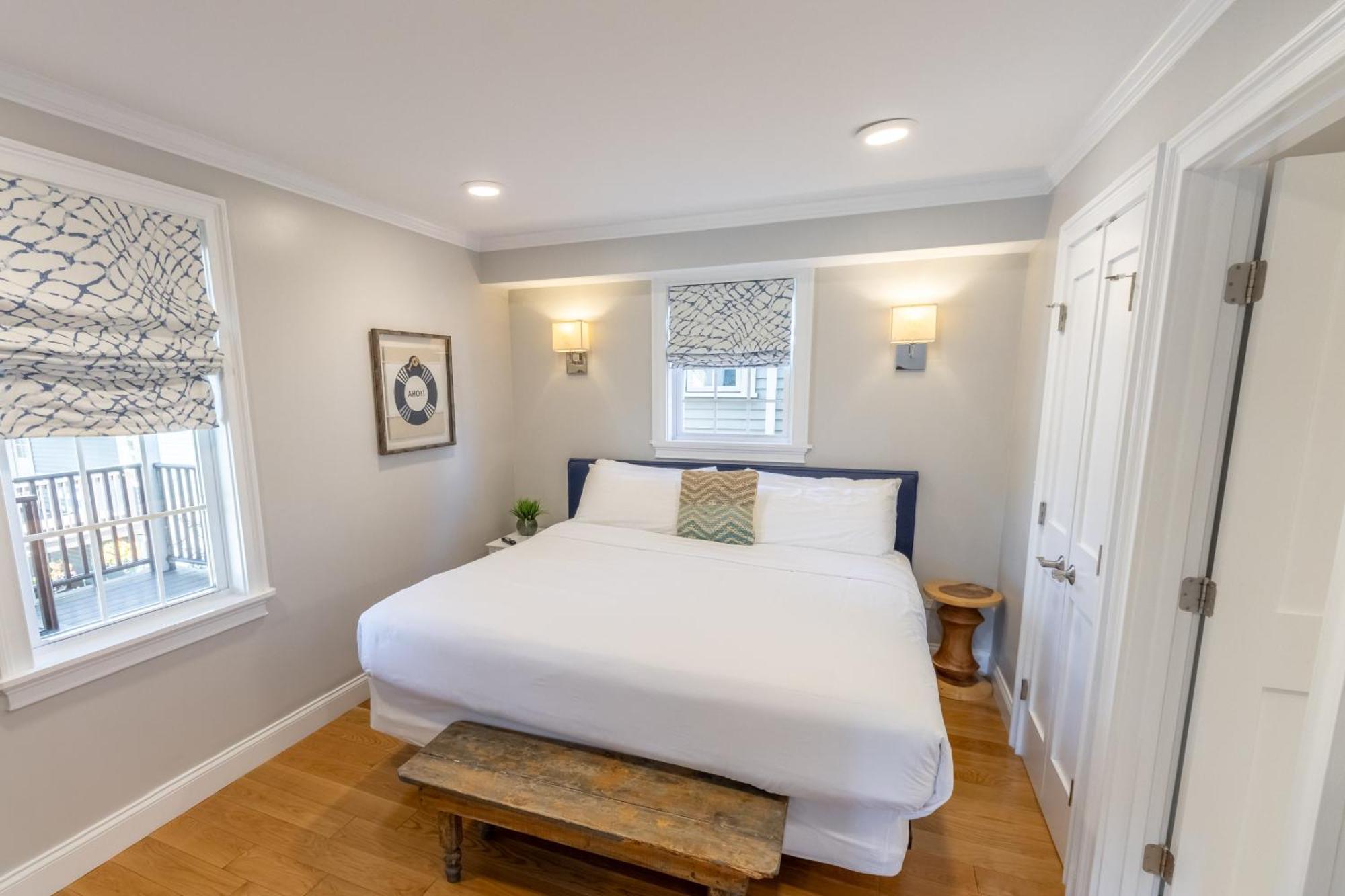 Apartment The Lofts - 617 Thames Street *