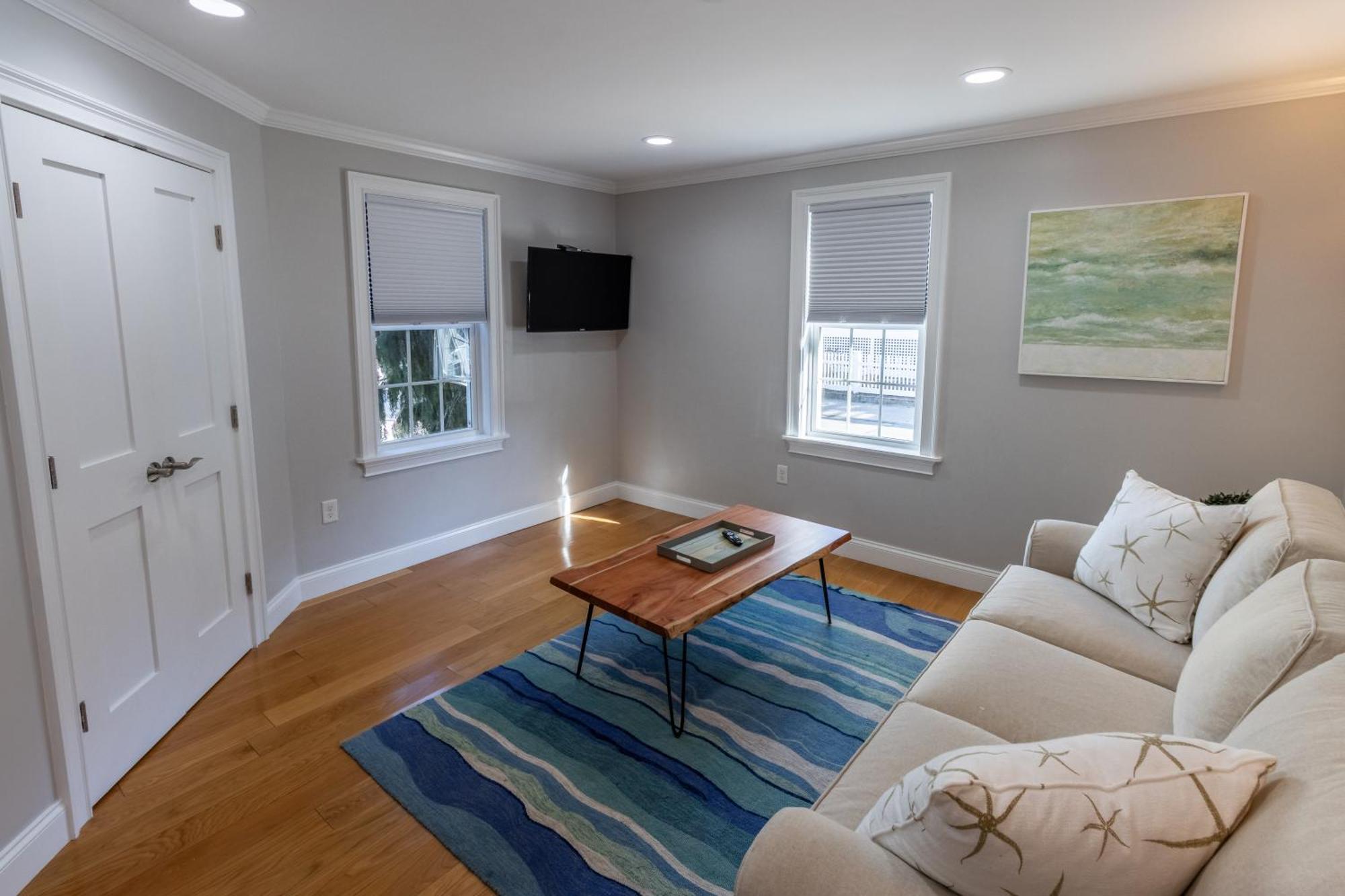 The Lofts - 617 Thames Street * Newport