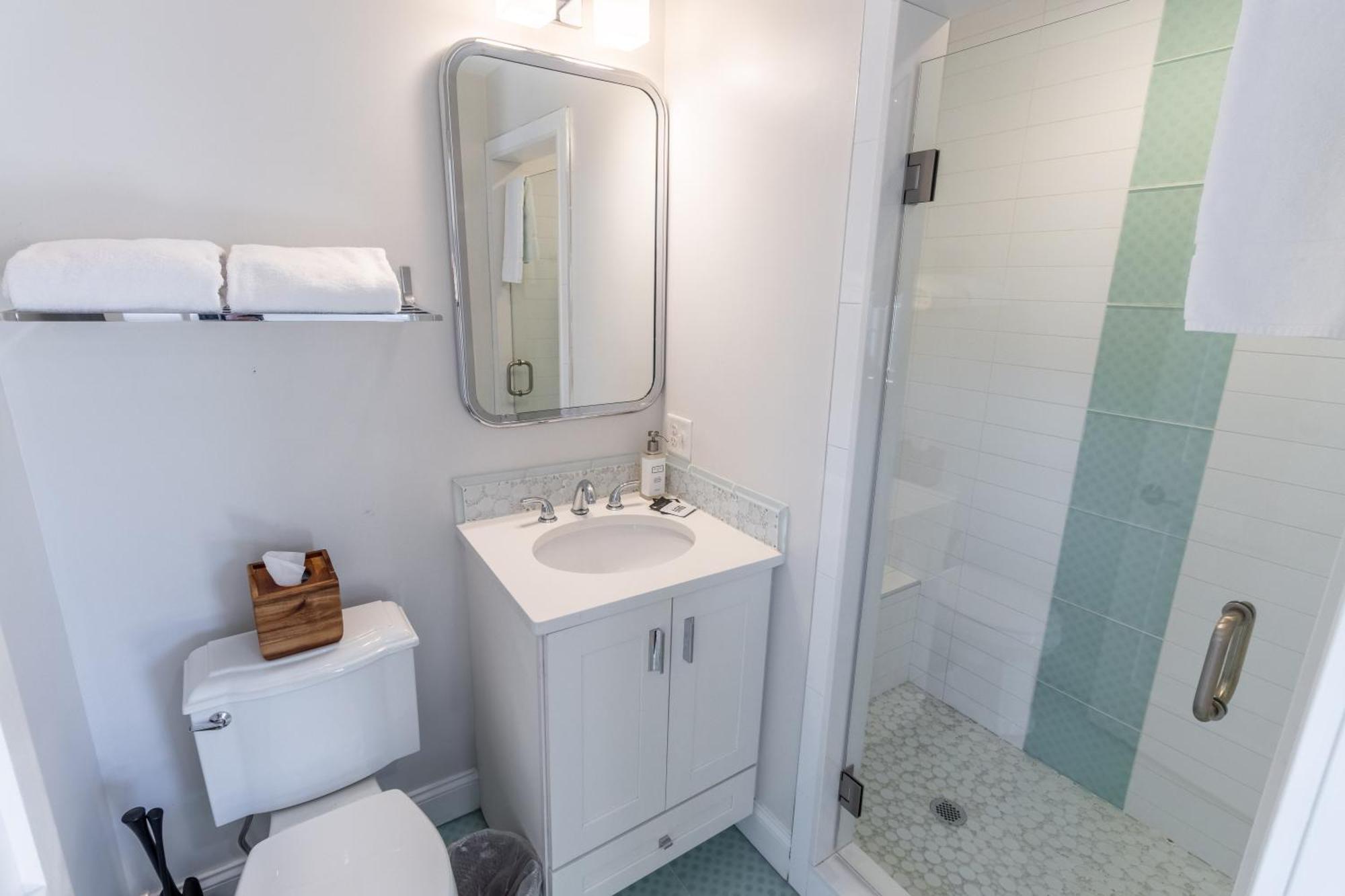 The Lofts - 617 Thames Street Apartment Newport