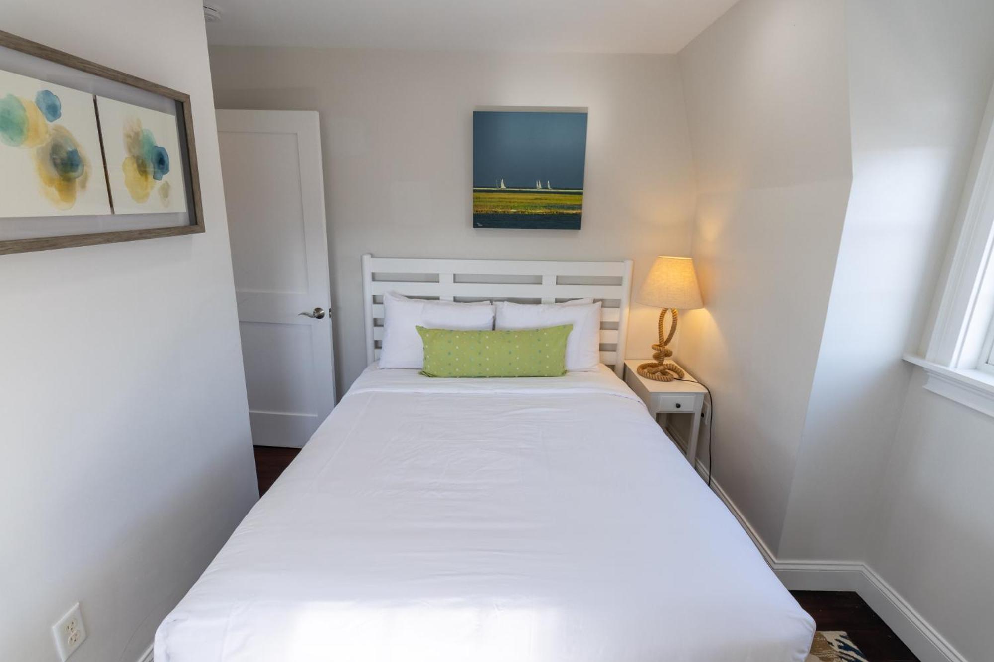 The Lofts - 617 Thames Street *
