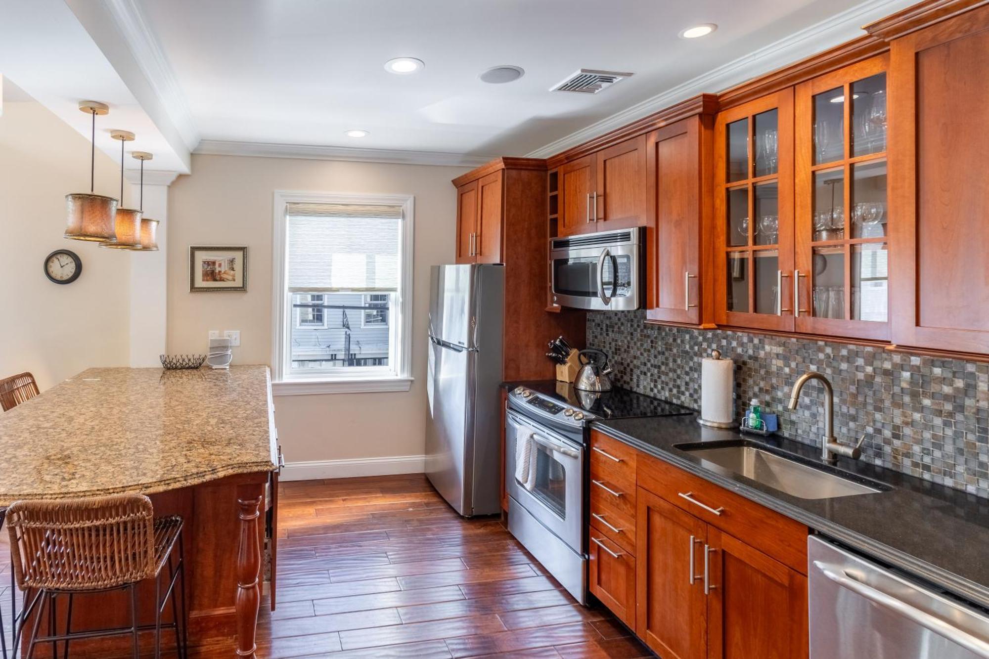 The Lofts - 410 Thames Street Apartment Newport