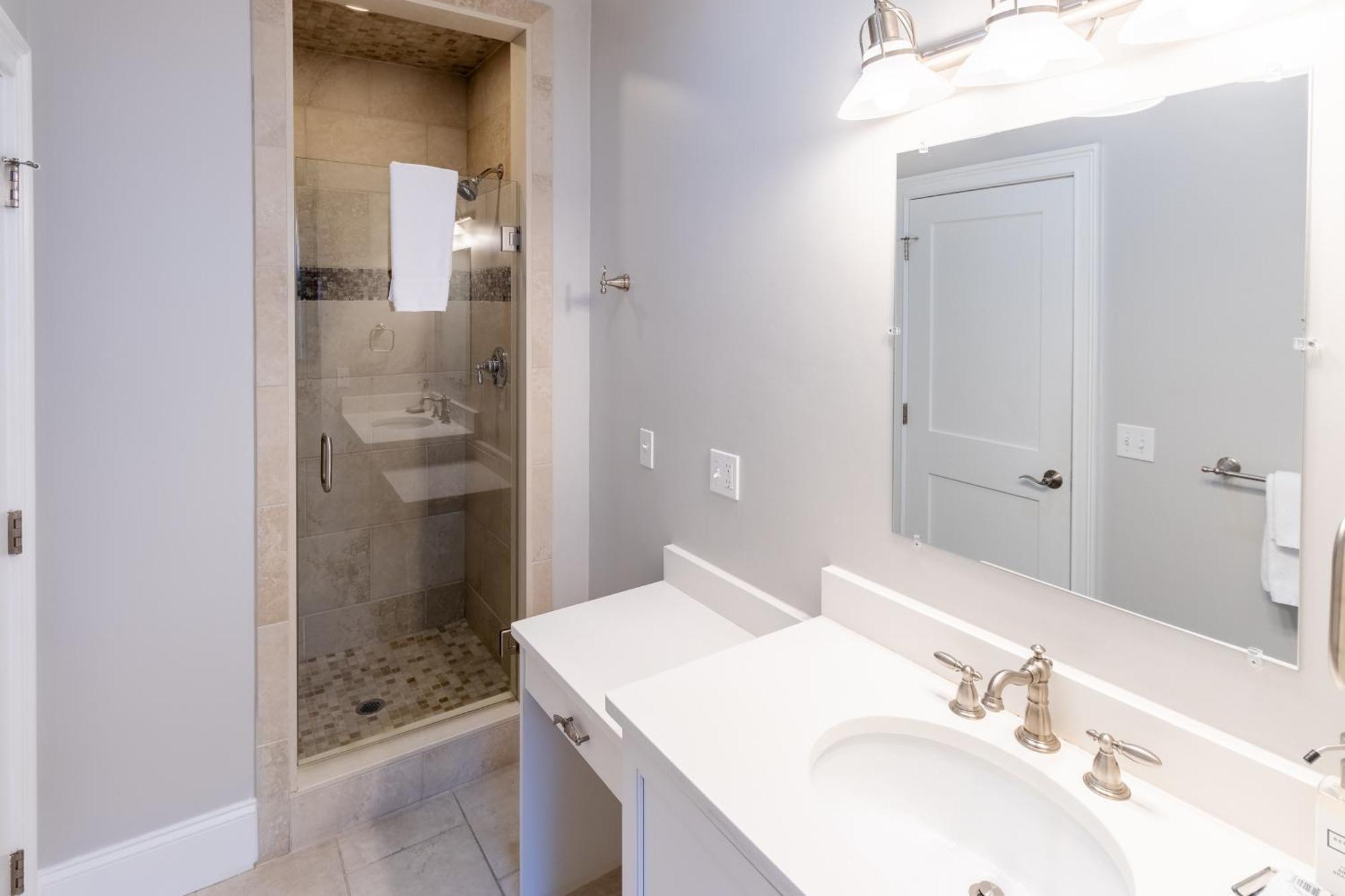 The Lofts - 546 Thames Street *