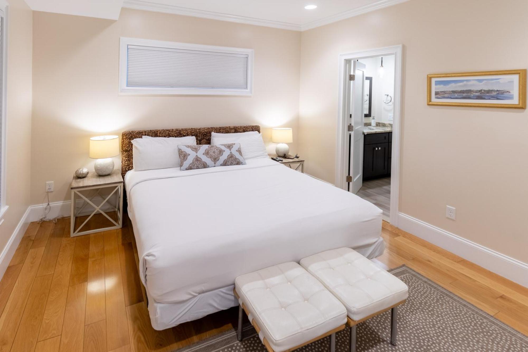 Apartment The Lofts - 611 Thames Street *