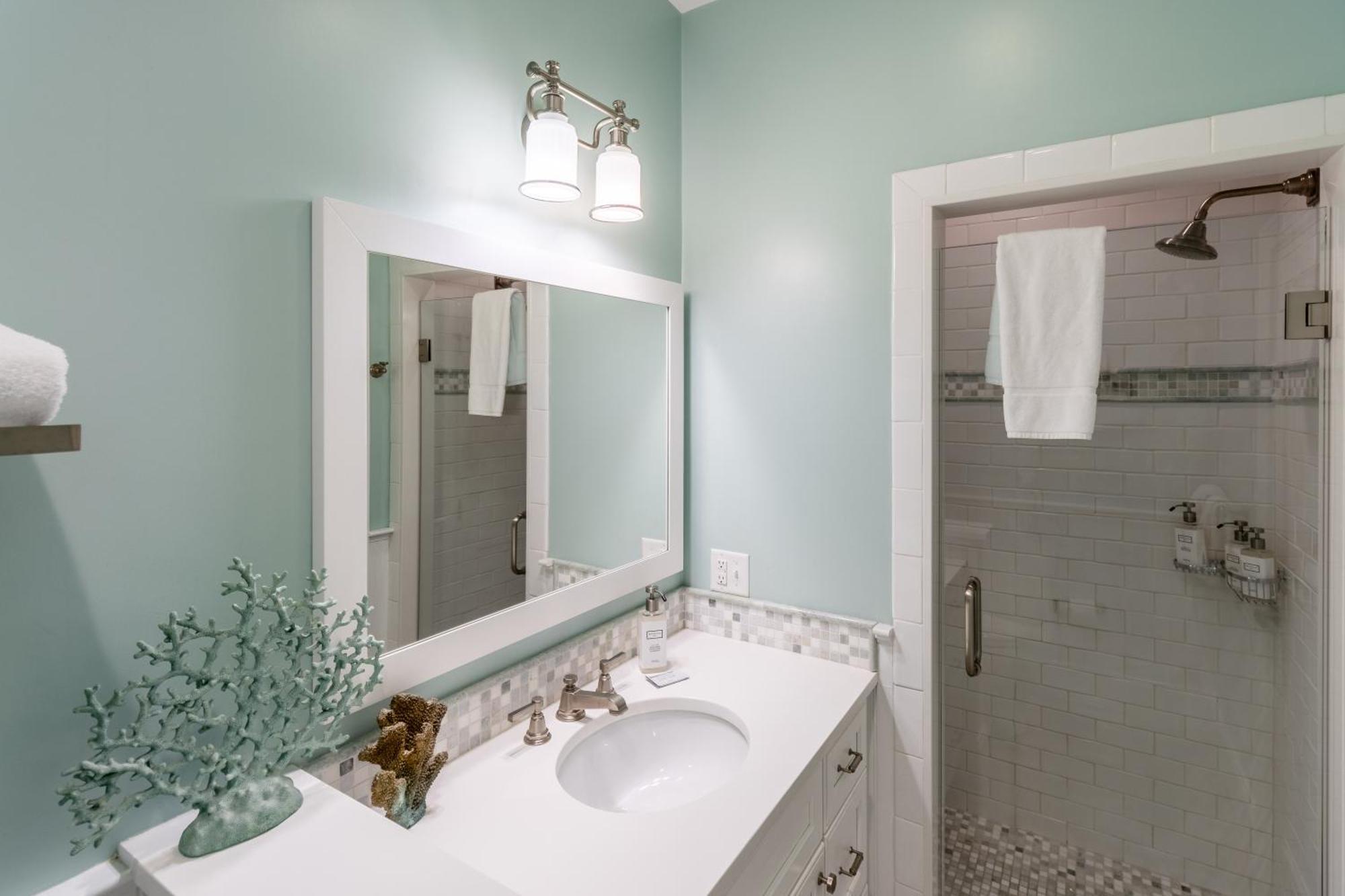 The Lofts - 611 Thames Street * Newport