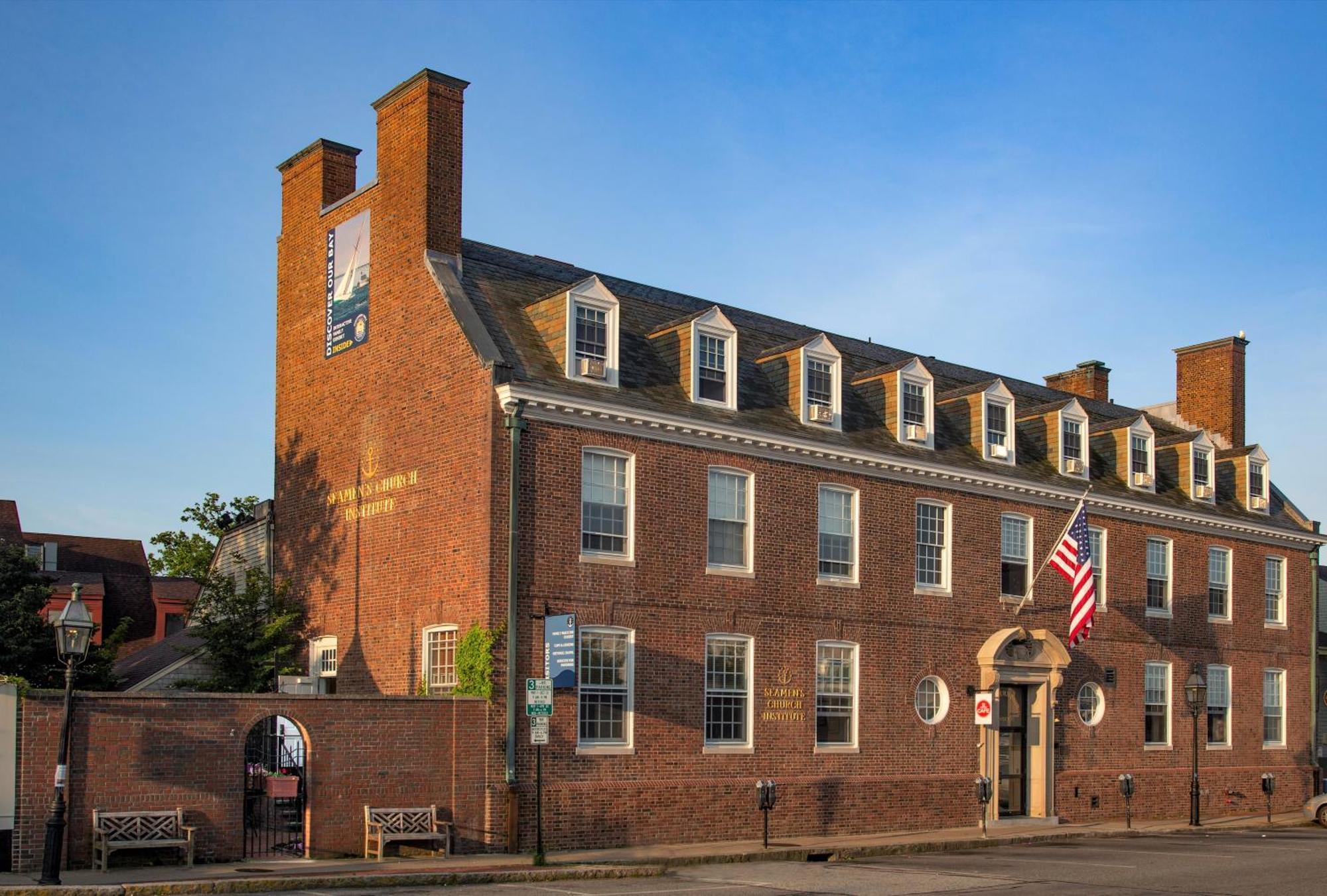 Crow's Nest Newport