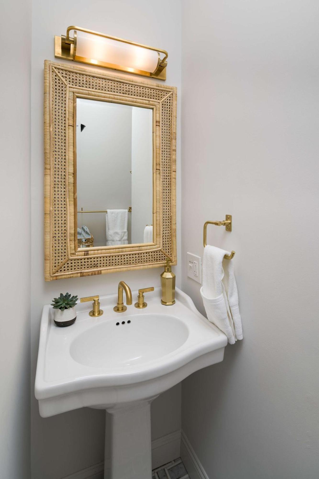 The Royce On Pelham - Luxury Family Estate Holiday home Newport