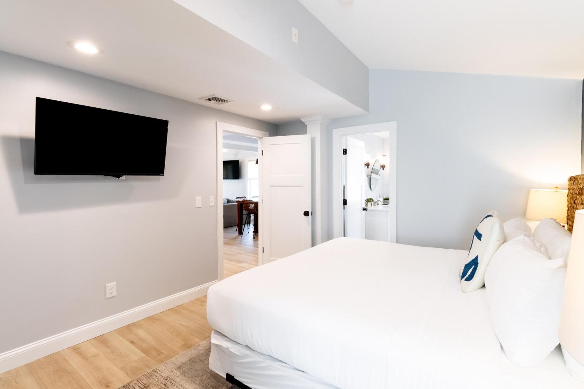 The Lofts - 410 Thames Street * Newport