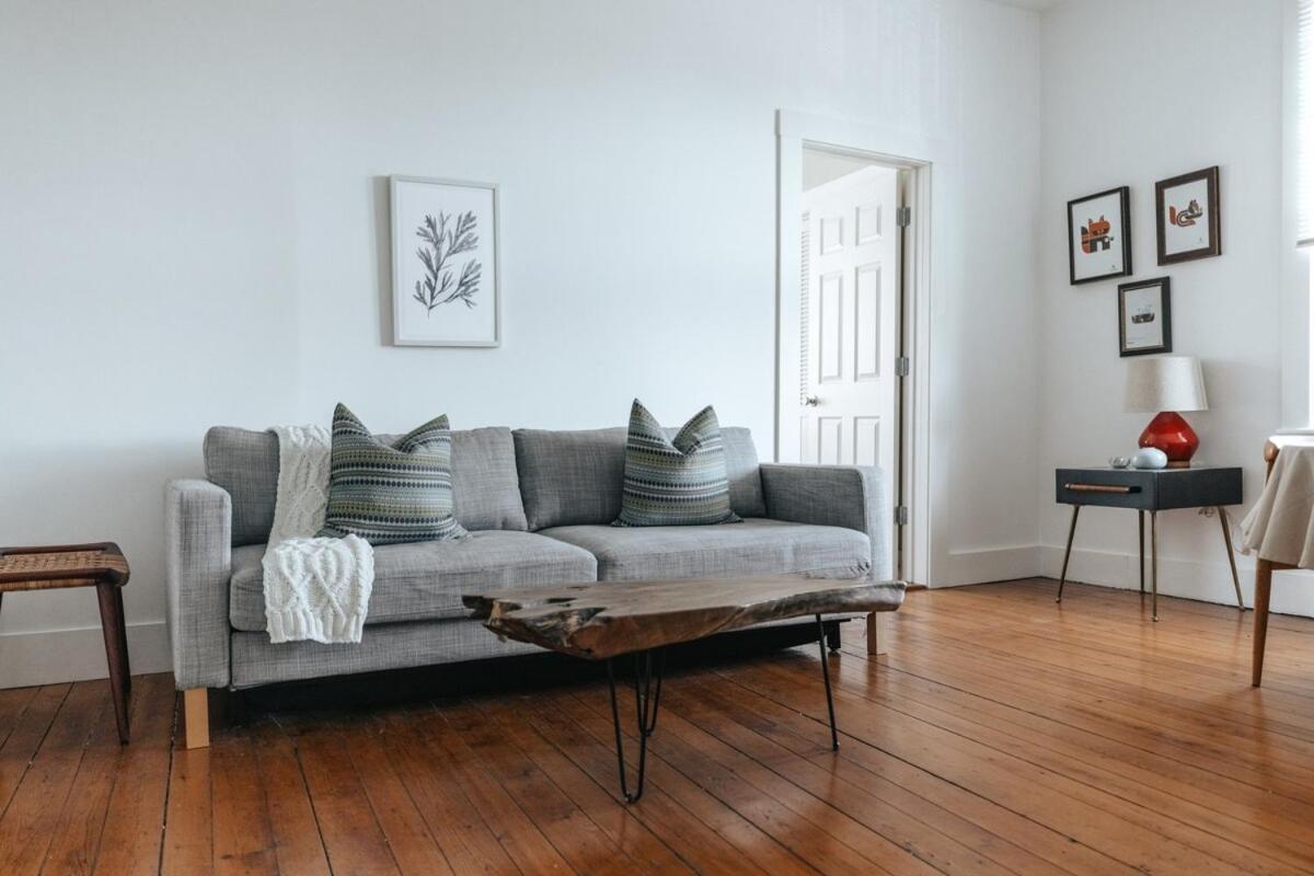 Apartment Chic On Thames St Deck & Free Parking *