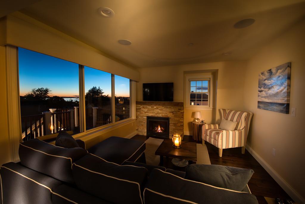 The Lofts - 617 Thames Street * Newport