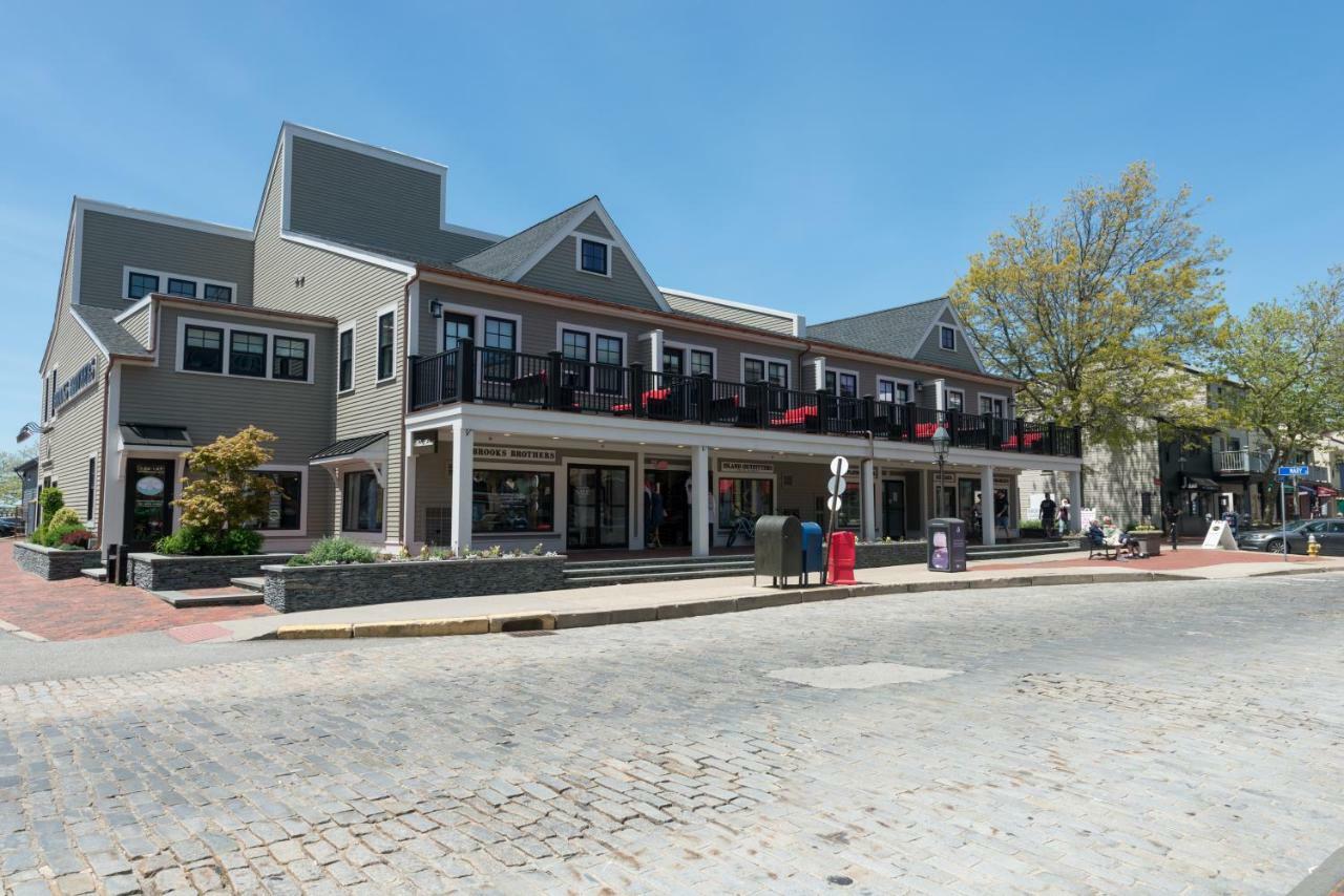 The Lofts - Brick Market Place Apartment *